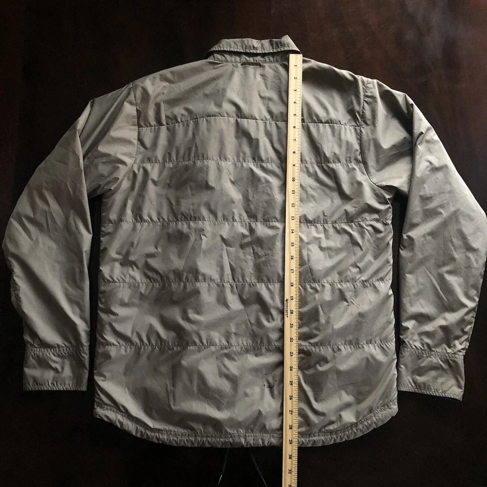 The North Face Khaki Long Sleeve Reversible‎ Plaid Pattern Jacket Mens Size M